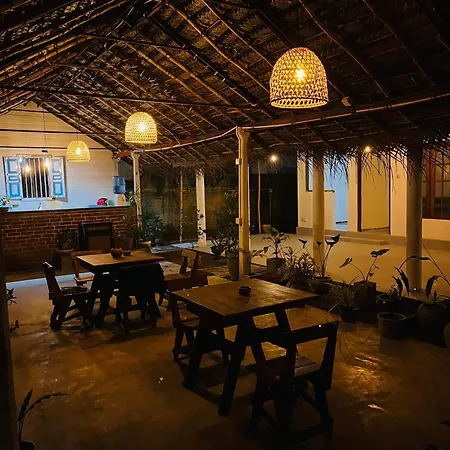 Appartement Avalon à Weligama Extérieur photo