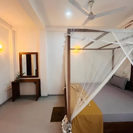 Appartement Avalon à Weligama Extérieur photo