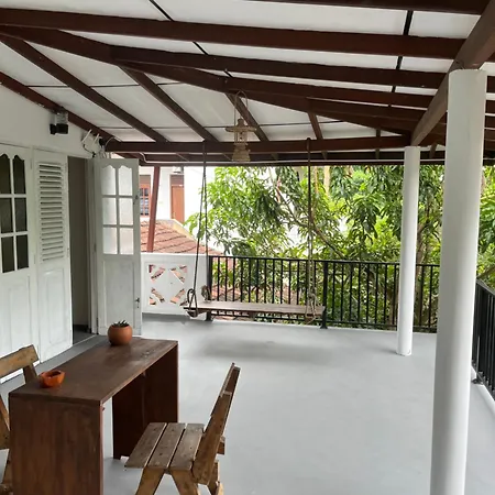 Appartement Avalon à Weligama Extérieur photo