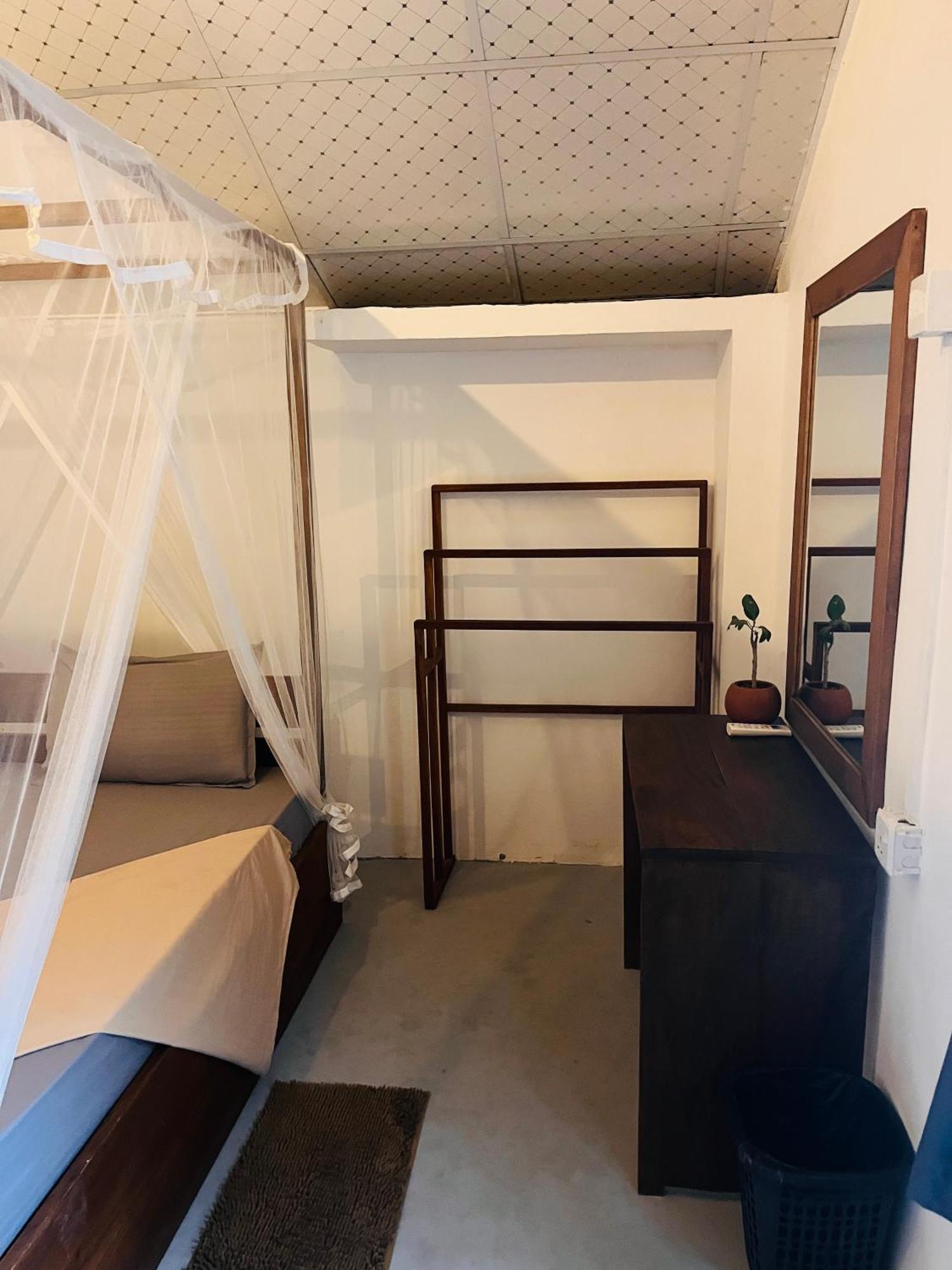 Avalon * Weligama